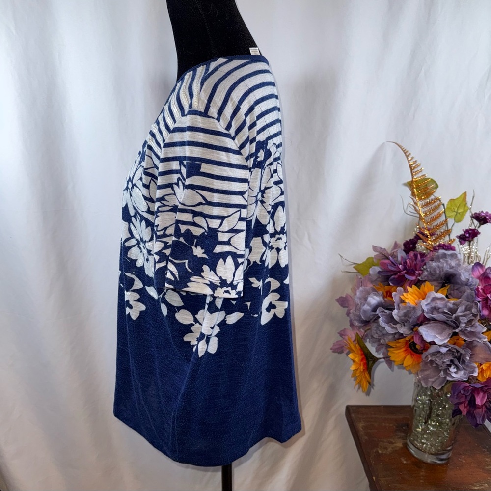 Alfred Dunner Navy Stripe Floral Tee Short Sleeve Casual Summer Top L - Picture 2 of 8